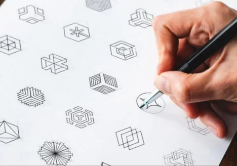 تقارن در طراحی لوگو